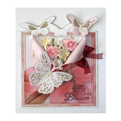 6002/0696 Butterflies Border