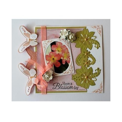 6002/0696 Butterflies Border