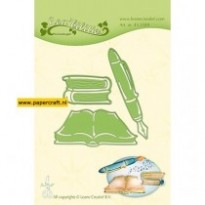 45.5589 Books & Pen